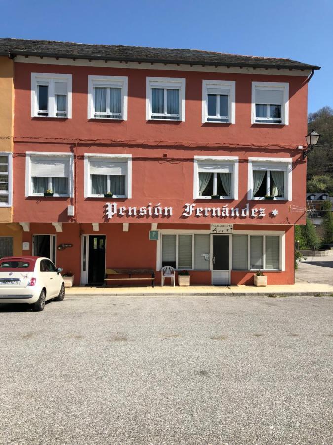 Pension Fernandez Vega de Valcarce Eksteriør billede